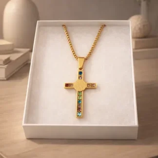 Crucifijo con piedras en colores