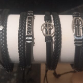 Juego pulseras variadas